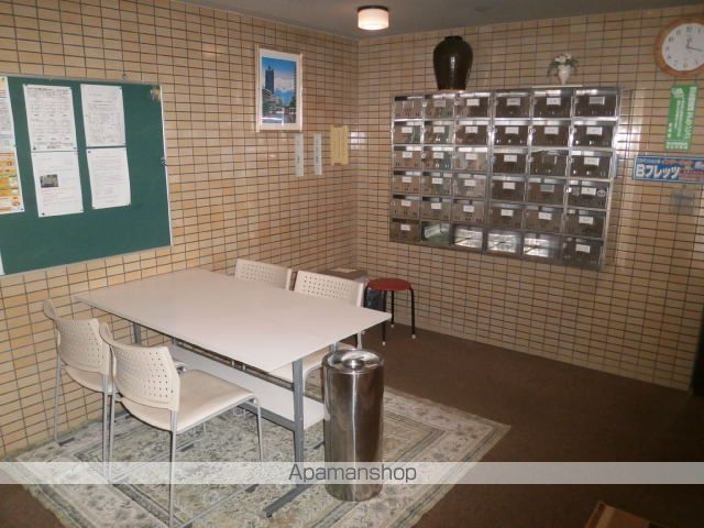 パークサイド白銀の玄関写真