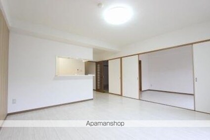 メゾンドール[4LDK/82.2m2]のリビング・居間