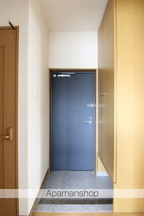 ニックビル持田[1K/30.24m2]の玄関