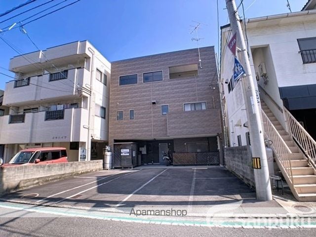 ジャスティヒルズの外観写真