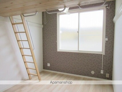 クロスガーデンみたけ[1K/21.12m2]のリビング・居間