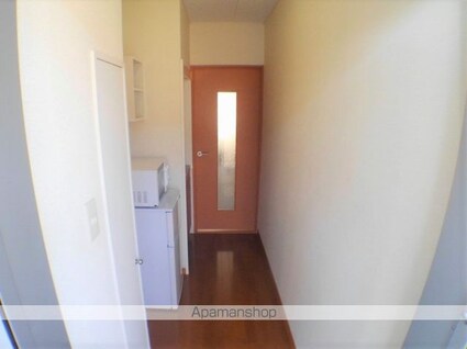 レオパレスウィスタリア坂出[1K/23.18m2]の玄関