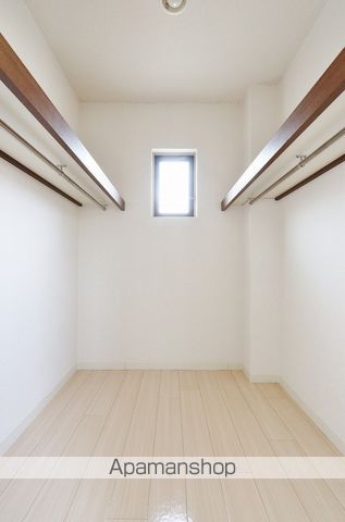 フォブール西須賀の内装写真