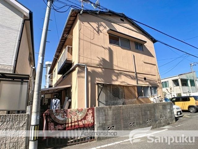 岡田アパートの外観写真
