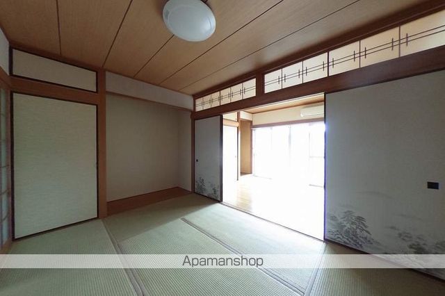 ハイツ杉村の内装写真