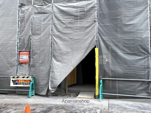 チリエージョノルドの玄関写真