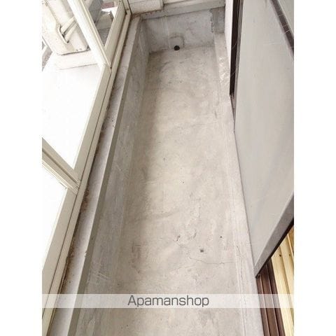 北見市 2階建 築43年の内装写真