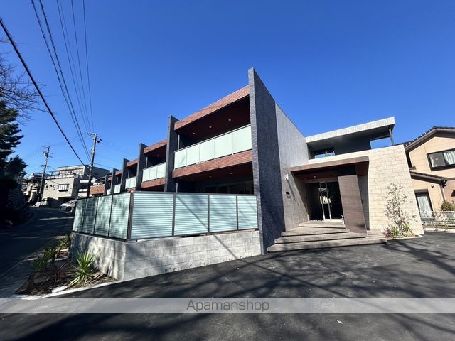 棒屋第16住吉ハイツの外観写真