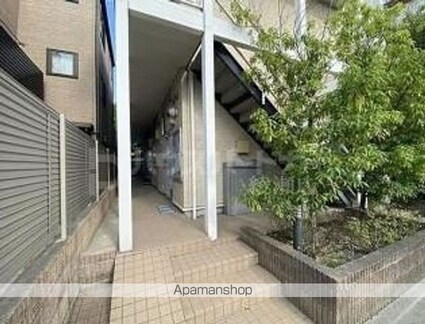 レオパレスリアン[1K/19.87m2]の外観3