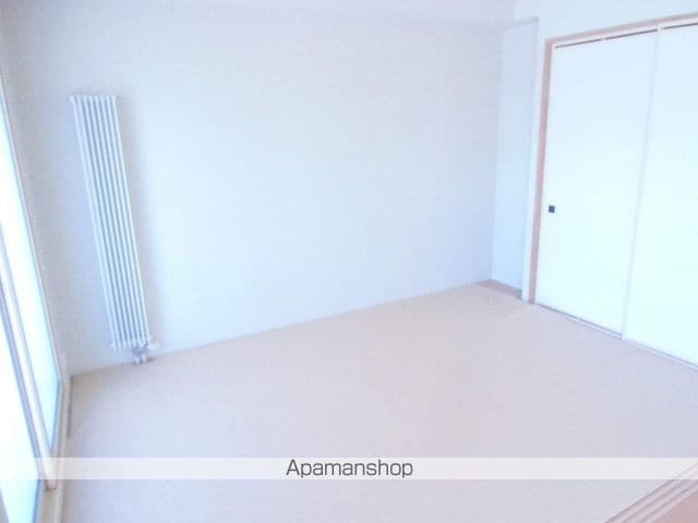 グランアルト福住オーヴェスト棟の内装写真