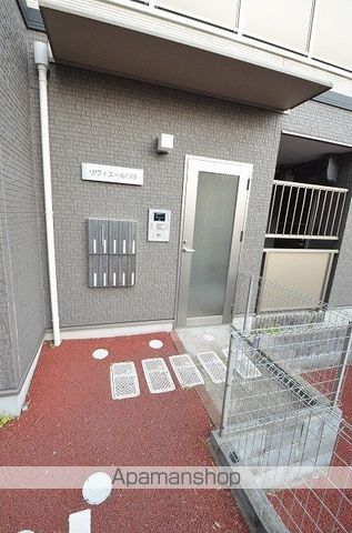 リヴィエール口田の玄関写真