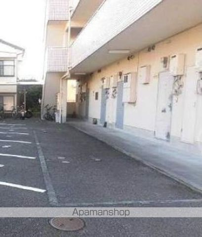 アジュール潮見の玄関写真