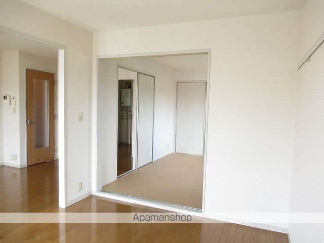 フレグランス上堂の内装写真