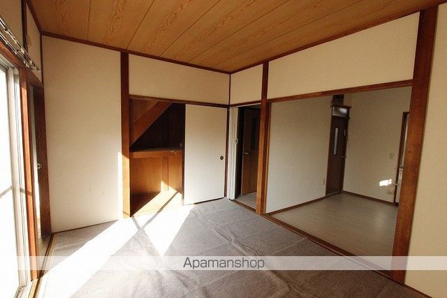呉市 1階建 築45年の内装写真