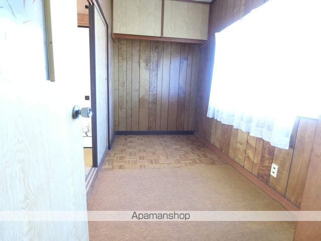 千歳町戸建の内装写真