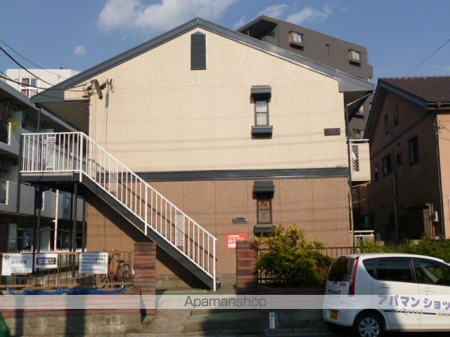 コーポ栗谷津の外観写真