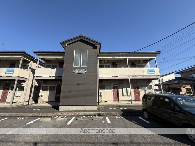 グランシャリオA・Bの外観写真