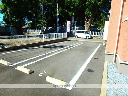 ゼウス[1K/35.7m2]の駐車場2