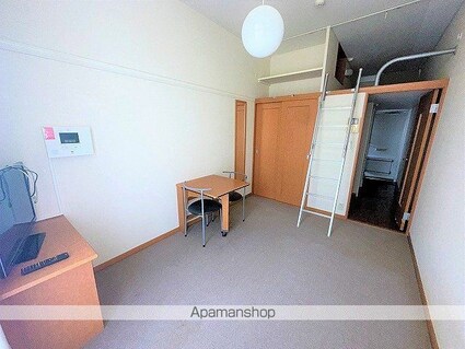 レオパレスベルツリーⅠ[1K/19.87m2]のリビング・居間1