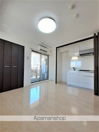 ＧＲＥＥＮ　ＬＡＶＲＡＳ[1K/25.03m2]のリビング・居間1