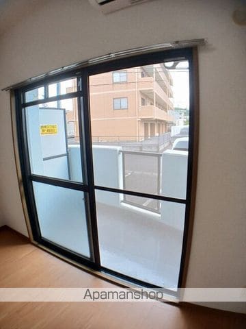 MAISON OHMICHIの内装写真