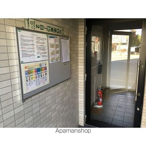 プリマクラッセ環状通東の玄関写真
