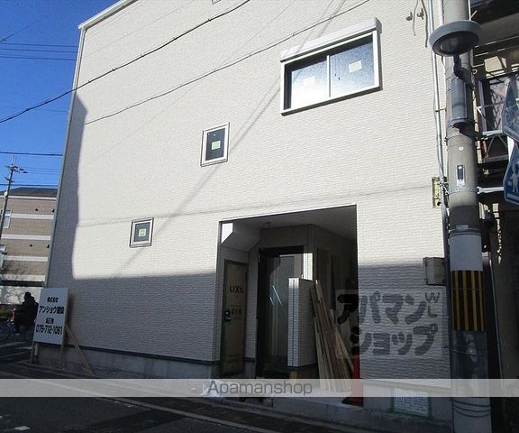 セレーナ北大路の玄関写真