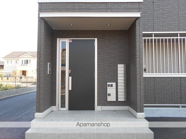 愛媛県松山市古川南２丁目[1LDK/41.67m2]のエントランス2