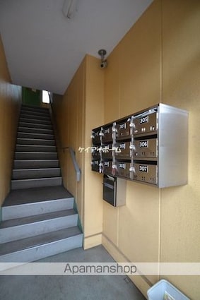 岡山県岡山市北区新屋敷町３丁目[1K/28m2]の共用部1