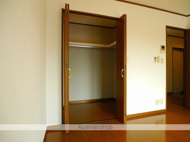 アンプルールフェールカノンの内装写真