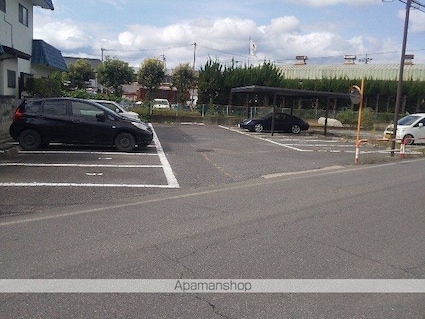 レオパレス今井[1K/23.18m2]の駐車場