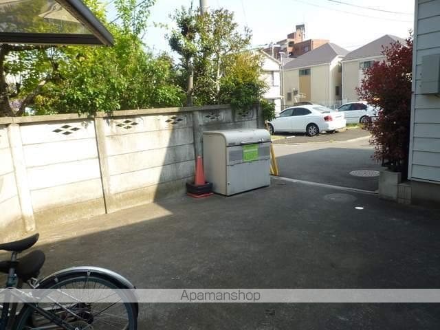 リヴェール本町の玄関写真