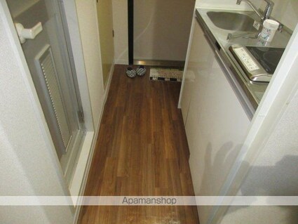 オリエント赤坂[1R/19.85m2]の玄関1