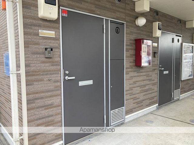 レオネクストラグレージュIIIの内装写真
