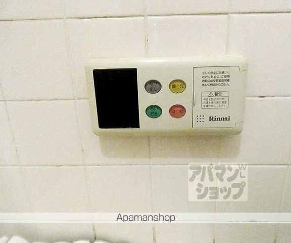 地下鉄烏丸線 北大路駅 徒歩32分 2階建 築64年の内装写真