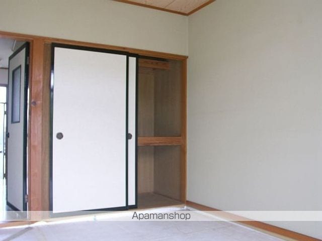 LIB LANDの内装写真