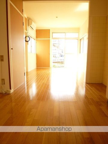 メゾンド都府楼の内装写真