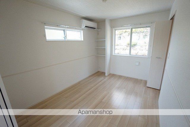 コンフォルタ茶屋の原の内装写真