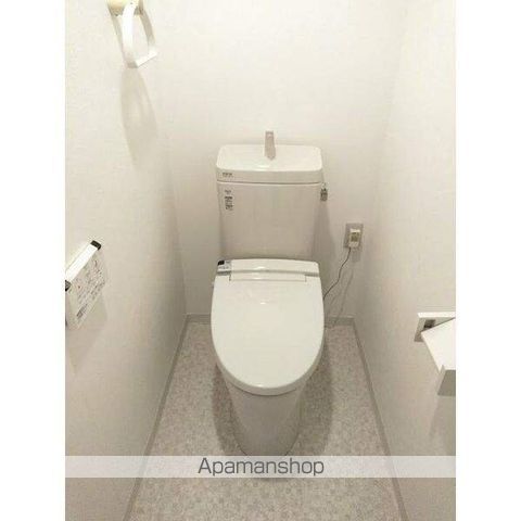 セブン仲田.の内装写真