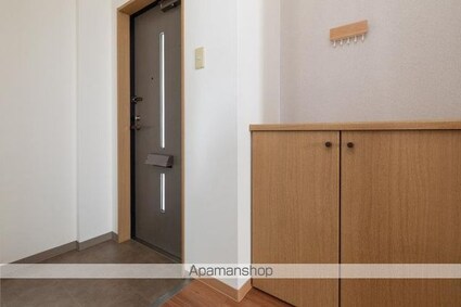 メゾン・ド・クレアＡ棟[2LDK/55.89m2]の玄関