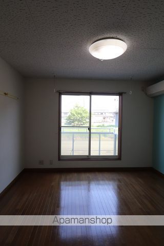 レピュート寺町の内装写真