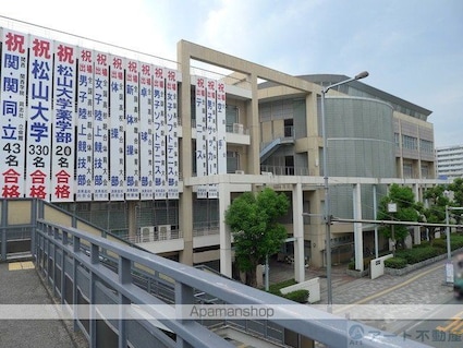 愛媛県松山市余戸東１丁目[2LDK/51.9m2]の周辺3