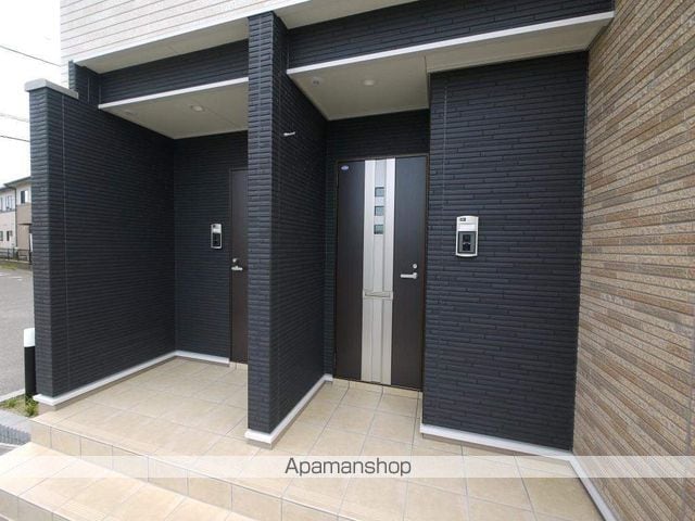 レジデンスアズマIIの玄関写真
