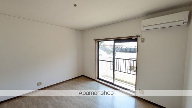 パーシモン上原の内装写真