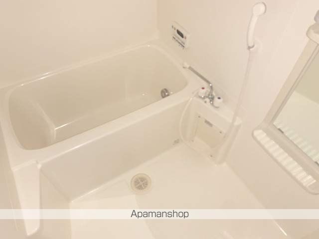 ビサイド・スリーの内装写真
