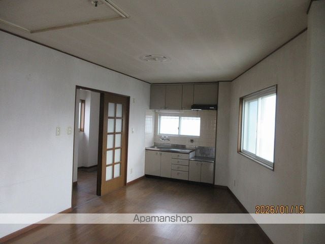阪井テナント2階住居部分の内装写真