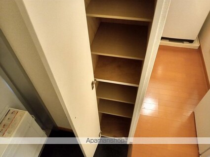 レオパレス宮城郷[1K/23.18m2]の玄関