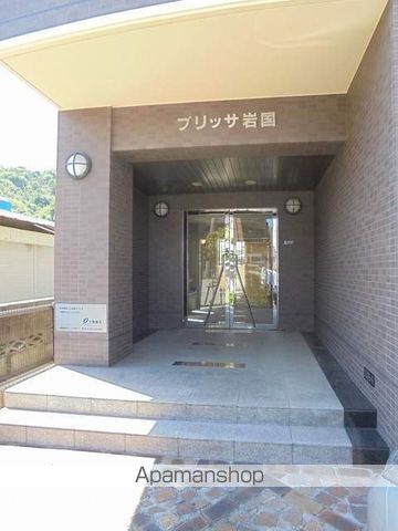 ブリッサ岩国の玄関写真