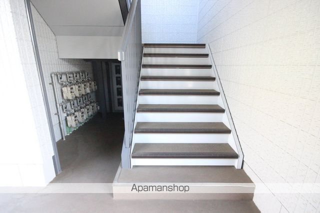 サントークさつきの玄関写真