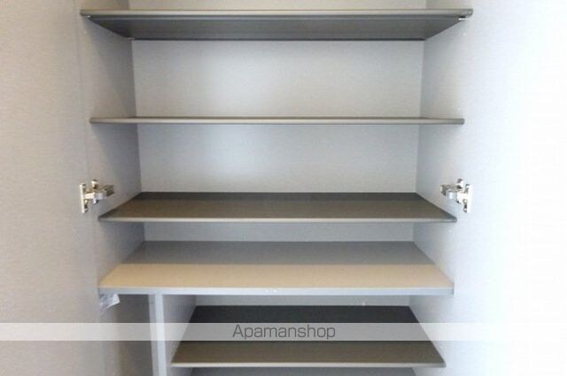 ヒル　ヴァレイ　Ａ[1R/30.13m2]の玄関